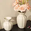 Vaso de cerâmica toque de luxo retrô branco ornamento francês americano sala de estar arranjo de flores flores secas flores frescas decoração estilo creme