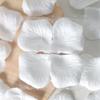 Pétalos de Rosa de Simulación Suministros para Boda Decoración de Flores Falsas para Habitación de Boda Accesorios de Flores Espolvoreadas a Mano Tela No Tejida Cuatro Apilados 100 Piezas
