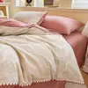 Juego de Ropa de Cama de Algodón Cepillado Engrosado Juego de Cuatro Piezas Sábana de Cama Hueca de Algodón Puro Funda de Edredón Faldón de Cama Juego de Tres Piezas Ropa de Cama Cálida de Otoño e Invierno