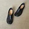 ¡Novedades de Primavera! Zapatos Retro de Casco de Cerdo con Dedos Divididos para Mujer, Nuevo Estilo Casual 2026, Aumentadores de Altura, Zapatos de Cuero de Tacón Bajo de Doble Uso