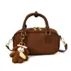 Bolso Boston Satchel Retro Francés para Mujer Otoño 2025 Nicho Súper Popular Versátil de Gama Alta Bolso de Hombro Cruzado Individual