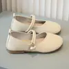 Sapatos de Couro para Meninas Sapatos de Princesa Sapatos Brancos Simples Sapatos de Moda para Meninas Primavera 2026 Sapatos de Outono para Crianças Sapatos Náuticos