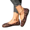 Otoño 2026 Comercio Exterior Talla Grande Zapatos Planos Casuales Cómodos Versátiles Estilo Coreano para Mujer Talla Única para Todos Zapatos de Talla Grande para Mujer