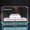 Tallado Interior de Cristal Modelo de la Torre de la Puerta de Tiananmen y el Templo del Cielo de Beijing Adornos Decorativos Artesanías Especiales de Vidrio Conmemorativas del Turismo