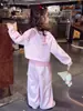 Conjunto de Otoño para Niñas 2026 Nueva Moda Sudadera Infantil Conjunto de Tres Piezas Traje Deportivo para Niñas Pequeñas Ropa Exterior de Moda