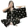 Pijama Nuevo Estilo 2025 para Mujer Primavera Verano Otoño Delgado Tres Piezas Pantalones de Manga Corta Ropa Exterior Suelta Linda Ropa para el Hogar