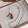 Collar Largo Tejido con Colgante de Bellota Pequeña Estilo Étnico Retro para Mujer, Accesorio Único y Sofisticado, Sencillo y Versátil
