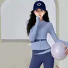 Chamarra de yoga de dos tonos con cuello alto y cierre para mujer, corte ajustado, manga larga, secado rápido, adecuada para fitness, correr y deportes