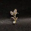 Broche de Tulipan de Cristal, Broche Elegante y Clásico para Traje, Ramo de Flor de Perla de Clase Alta de Nicho al por Mayor