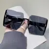 2025 Nuevo Estilo Gafas de Sol para Mujer con Marco Grande y Fragancia Pequeña Tendencia de Moda Gafas de Sol Anti-UV Visera Solar Casual para Exteriores