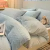 Conjunto de Quatro Peças de Leite Fleece Esculpido Espesso de Inverno Capa de Edredom Quente de Fleece de Coral Conjunto de Três Peças de Flanela Roupa de Cama