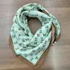 Bufanda Cuadrada Cálida Nueva y Elegante con Hebilla Magnética, Pañuelo Triangular de Seda, Bufanda de Algodón para Mujer, Bufanda Versátil para el Cuello para Primavera y Otoño, Elegante Bufanda para el Cuello