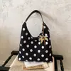 Bolso de hombro cruzado casual de gran capacidad con lunares para mujer 2026 nuevo, ligero, versátil, para ir al trabajo, bajo el brazo, tipo tote