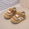 Zapatos para bebés y niños pequeños para niñas, de suela blanda, antideslizantes, con velcro, zapatos para bebés, estilo primavera y otoño, zapatos casuales con estampado floral pequeño, talla 1-3