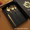 Conjunto de Talheres de Aço Inoxidável para Bife, Garfo e Colher em Caixa de Presente, Conjunto de Talheres Estilo Ocidental Português, Conjunto de Quatro Peças de Colher e Hashi, Conjunto para Presente