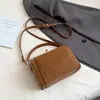Bolso de Mujer de Alta Apariencia 2025 Invierno Nuevo Elegante y de Moda Bolso de Hombro Gran Capacidad Retro de Viaje Bolso Cruzado de Moda