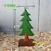 Configuración de Escena de Exhibición de Escritorio con Árboles de Pino Tallados en Madera de Comercio Exterior, Árboles de Navidad, Regalos Festivos y Adornos Pequeños Decorativos Lindos