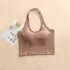 Nuevo Estilo Primavera y Verano Sujetador Deportivo de Cuello Halter con Almohadillas en el Pecho, Hermoso Diseño en la Espalda, Corte Ajustado, Adecuado para Ropa Exterior, Camiseta Deportiva de Tirantes Integrada para Yoga para Mujer