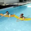 Nuevo palo de natación transparente con lentejuelas transfronterizo, equipo de entretenimiento para piscina de verano, palo de flotación unipersonal de PVC engrosado ecológico