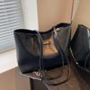 Bolso de mano estilo coreano de gran capacidad para mujer, bolso de mano artístico de moda 2024, bolso de mano informal retro para uso diario.