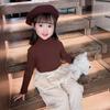 Suéter de Gola Alta para Meninas Outono e Inverno 2025 Macio e Sedoso Fashionável Estilo Estrangeiro Cor Lisa Infantil Versátil Malha Camiseta de Base