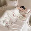 Uso de Verão Lyocell Tencel Colcha Fresca de Verão Peixe em Videira Bordado Toque Fresco Fina Colcha de Ar Condicionado Conjunto de Quatro Peças