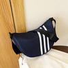 Nova bolsa de ombro de grande capacidade simples moda casual bolinho de massa Bolsa Campus Commuter com cor sólida Grande Bolsa Crossbody Bag