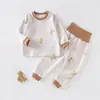 Conjunto de ropa de otoño para bebé, algodón puro, parte superior e inferior separadas, calidad Clase A, cintura alta, con tirantes en los hombros y con diseño de entrepierna abierta para abrigar
