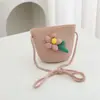 Bolsa Nueva de Paja para Niños de Primavera y Verano Billetera de Girasol con Monedas Tapa abatible Bolso Cruzado Pequeño de Moda para Niña de Viaje y Playa