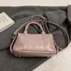 Bolso Boston retro americano de moda de nicho tipo almohada para mujer, versátil y elegante, adecuado para ir al trabajo, bolso cruzado