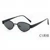 Nuevas gafas de sol de moda con montura triangular de metal estilo ojo de gato para hombre, estilo europeo y americano de alta gama, gafas de sol versátiles de moda estilo callejero para mujer
