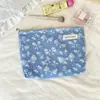Bolso de Cosméticos Jacquard con Relieve Fresco de Nuevo Estilo, Bolso Portátil de Gran Capacidad para Artículos de Tocador, Bolso de Mano Estilo Ins