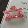 Pinza para el pelo grande de cuadros rojos transparente simple coreana 2025 Nuevo Verano Versátil Pinza de tiburón para el pelo Accesorio para el pelo
