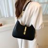 Bolso Pequeño de Diseño Nicho Moderno y Popular para Mujer 2022 Nuevo Bolso Cruzado Versátil de Moda Bolso de Hombro de Moda Bolso de Axila