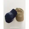 Boné de Baseball Bordado com Letra Estilo Luo Yuxiao para Mulheres, Novo Boné de Topo Macio com Aba Curva 2026 Primavera para Homens, Faz o Rosto Parecer Menor