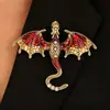 Broche de Dragón Fantasía de Doble Cabeza, Pin de Dragón con Patrón de Copo de Nieve Colorido, Accesorios para Abrigo de Moda Oscura Estilo Europeo y Americano Venta al por Mayor