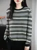 Camiseta base de punto a rayas de bloques de color retro para mujer, nuevo suéter de punto fino tipo lana para otoño e invierno, cuello redondo, manga larga