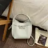 Bolso Cubo Retro de Mano Estilo Coreano de Nicho para Mujer 2026 Invierno Nuevo Elegante Casual Versátil Bolso de Hombro Cruzado