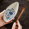 Juego de Dos Piezas de Cuchara para Té y Revendedor de Té con Patrón de Loto en Cerámica de Horno Ru de Yu Huang Fabricado en Fábrica, Bandeja de Té, Herramienta para Té, Accesorio para Ceremonia del Té, Dispensador de Té