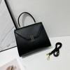 Bolsa feminina transversal de primavera de 2025, elegante, nova bolsa feminina portátil, transversal elegante, pequena bolsa quadrada