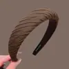Faixa de Cabeça Outono e Inverno para Mulheres, Faixa de Cabeça de Aba Larga para Lavar o Rosto, Coque de Cabelo Retrô com Topo Alto, Acessório de Cabeça de Luxo Acessível para Uso Externo