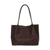 Bolsa de palha trançada transfronteiriça para mulheres, nova bolsa de mão vintage de grande capacidade 2026, bolsa de ombro casual para o dia a dia
