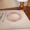 Pulseira Redonda de Calcedônia Branca Lua Clara para Mulheres, com Design Degradê Estilo Tinta, Exquisita e Fashion, Joia com Sensação de Luxo Leve e Alto Padrão