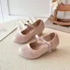 Zapatos de Princesa para Niñas Lazo Zapatos Pequeños de Cuero Otoño Nuevas Llegadas Desfile de Moda Infantil Tacones Altos Versátiles Zapatos Individuales de Baile de Rendimiento