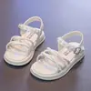 Sandalias para Niñas 2026 Verano Nuevo Estilo Zapatos de Princesa de Rendimiento para Niñas Pequeñas para Niños Mayores con Suelas Suaves para Niñas de Primaria