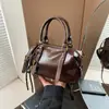 Bolsa Boston Mão Macia de Luxo Leve de Alto Padrão para Mulheres, Nova Bolsa Versátil da Moda para Ombro e Transversal para o Trabalho