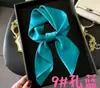 Pañuelo cuadrado de satén de seda sintética de color liso de 70 cm para mujer, primavera y otoño, elegante y simple, bufanda de cuello versátil, pañuelo para la cabeza decorativo