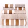 Conjunto de 8 Peças de Veludo Coral Transfronteiriço de Toalhas Largas e Estreitas, Combinação de Toalha de Banho para Uso Doméstico, Espessado, Macio, Absorvente e Sem Fiapos para Secar o Cabelo