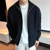 Nuevo cárdigan de punto para otoño e invierno para hombre, chaqueta abrigo a rayas, cálido estilo de negocios británico, comercio exterior transfronterizo al por mayor