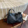 Nova bolsa de ombro niche estilo coreano outono/inverno para mulheres, bolsa de ombro retrô, bolsa transversal versátil para o dia a dia, bolsa de mão de alta qualidade